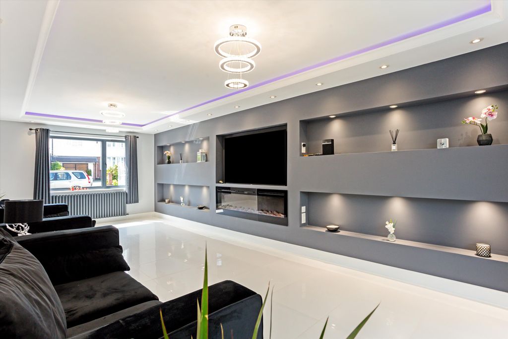 Property photo 2 of 20 Image