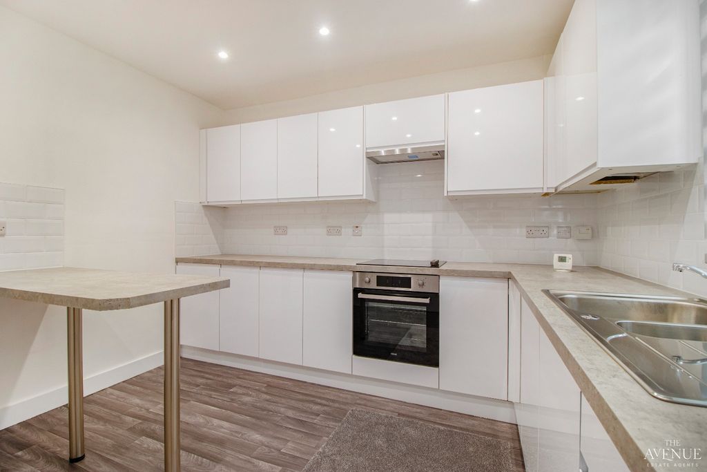 Property photo 3 of 21 4497236