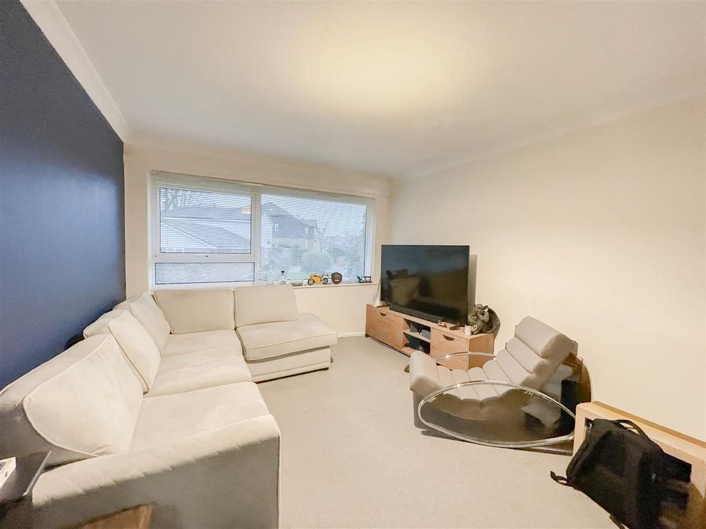 Property photo 3 of 13 1-Image00007.Jpg