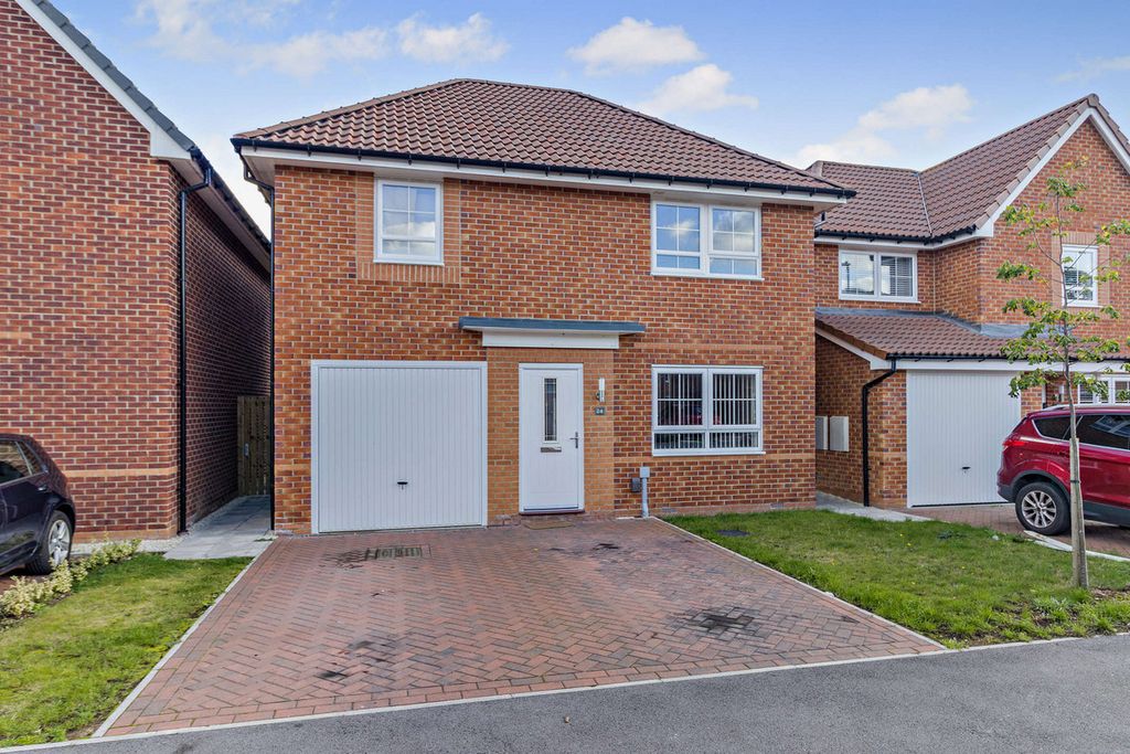 Property photo 1 of 12