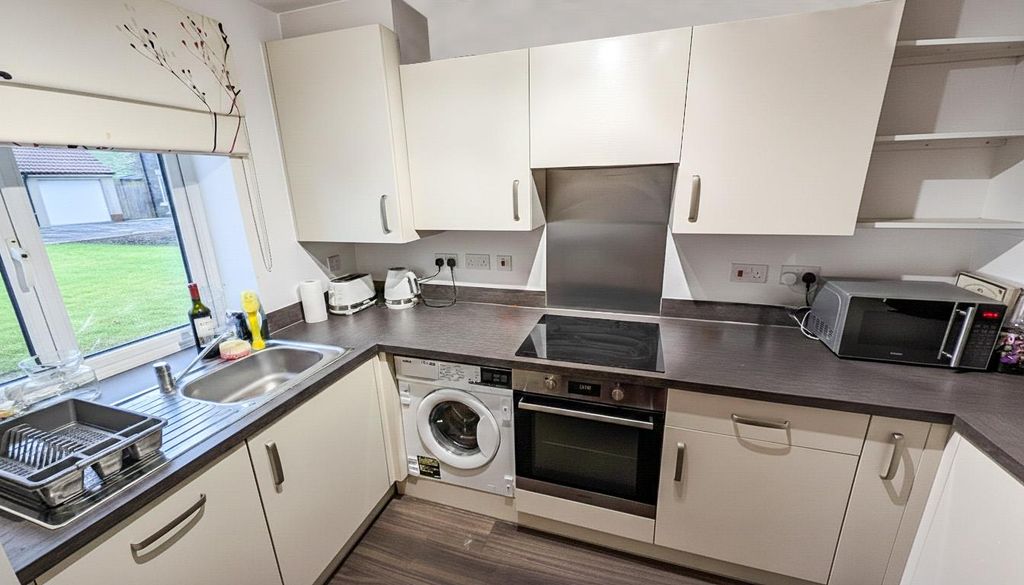 Property photo 2 of 16 16 Sommerville Kitchen A.Jpg