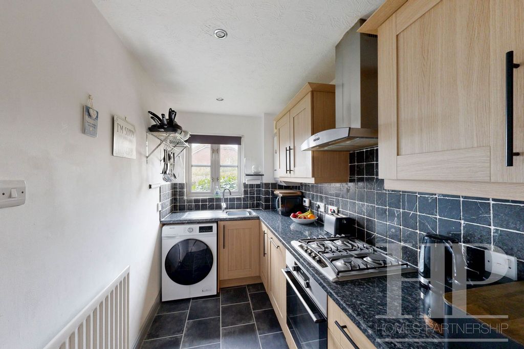 Property photo 3 of 15