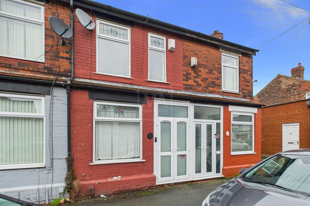 Property photo 1 of 14 Front Exterior