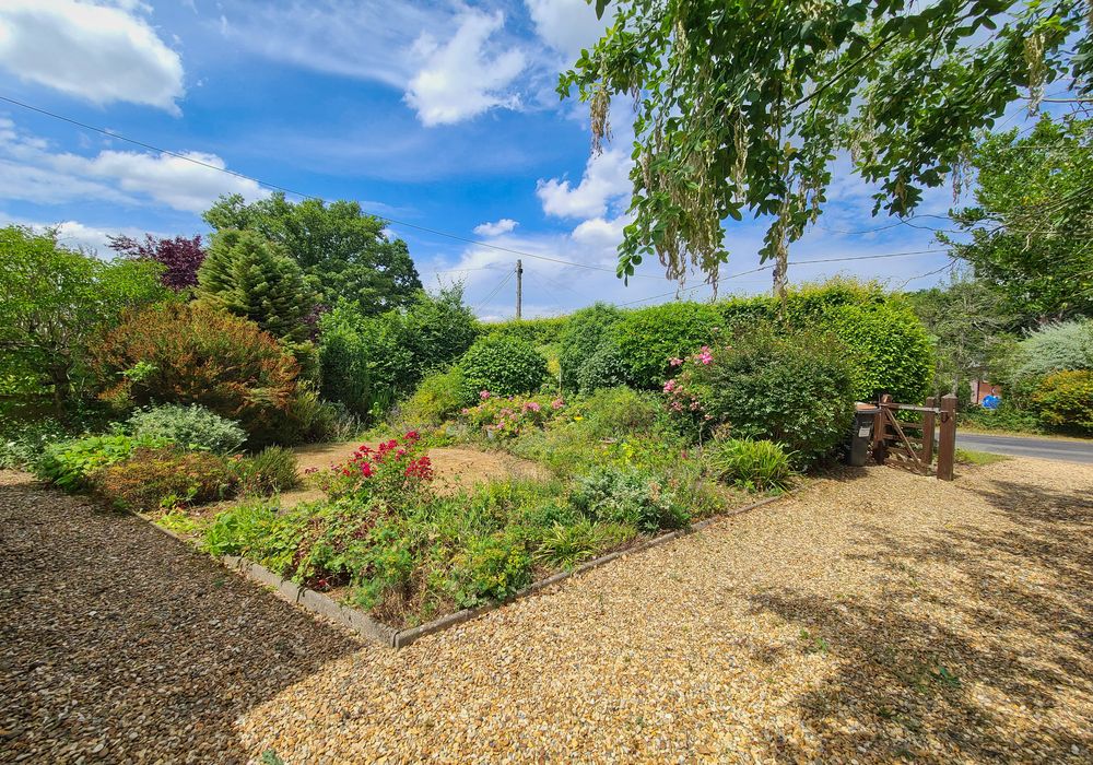 Property photo 2 of 22