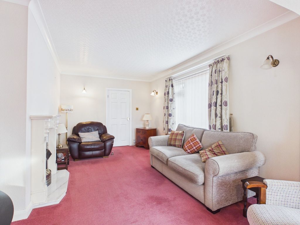 Property photo 3 of 13 4494597