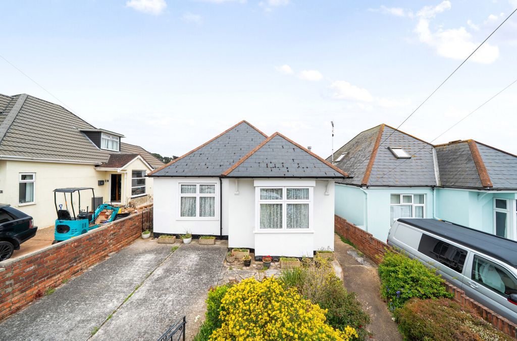 Property photo 2 of 21 1441657-1-69E2357...