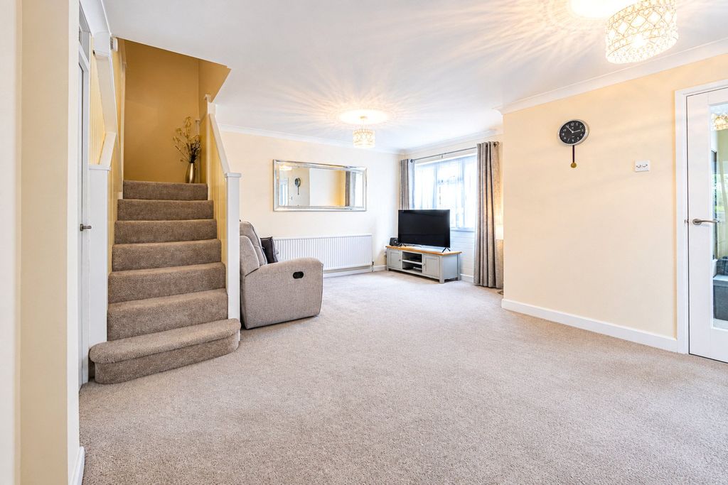 Property photo 2 of 11 Picture No. 46