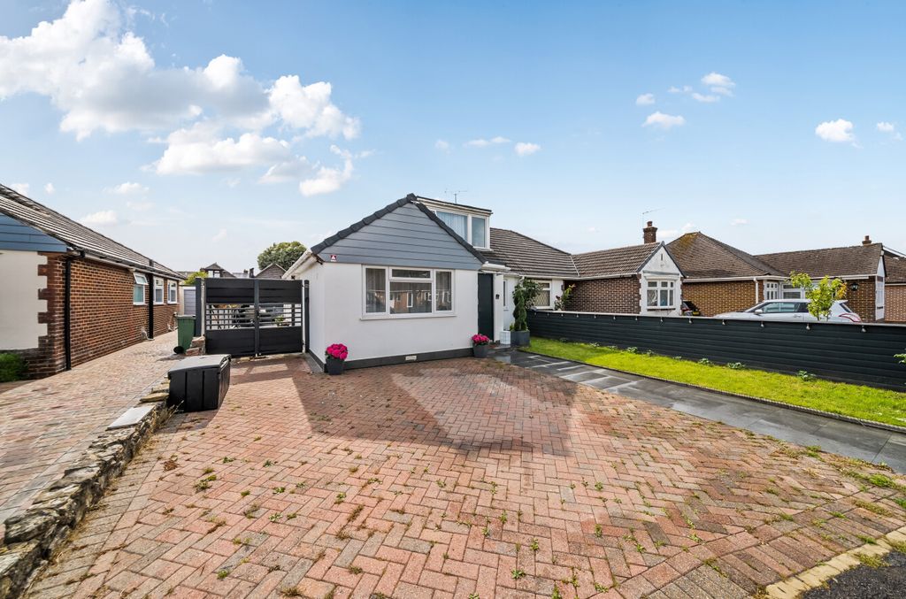 Property photo 1 of 13 1293309-22-6842ce...