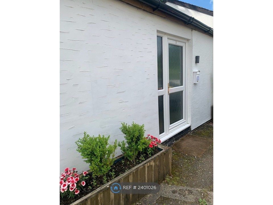 Property photo 3 of 28