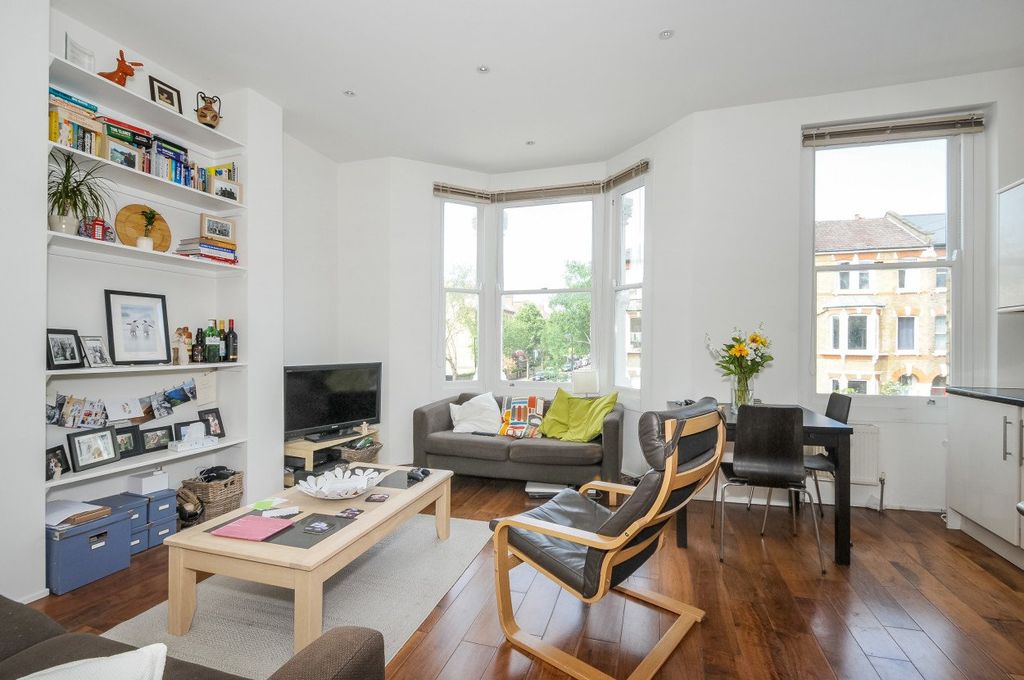 Property photo 1 of 7