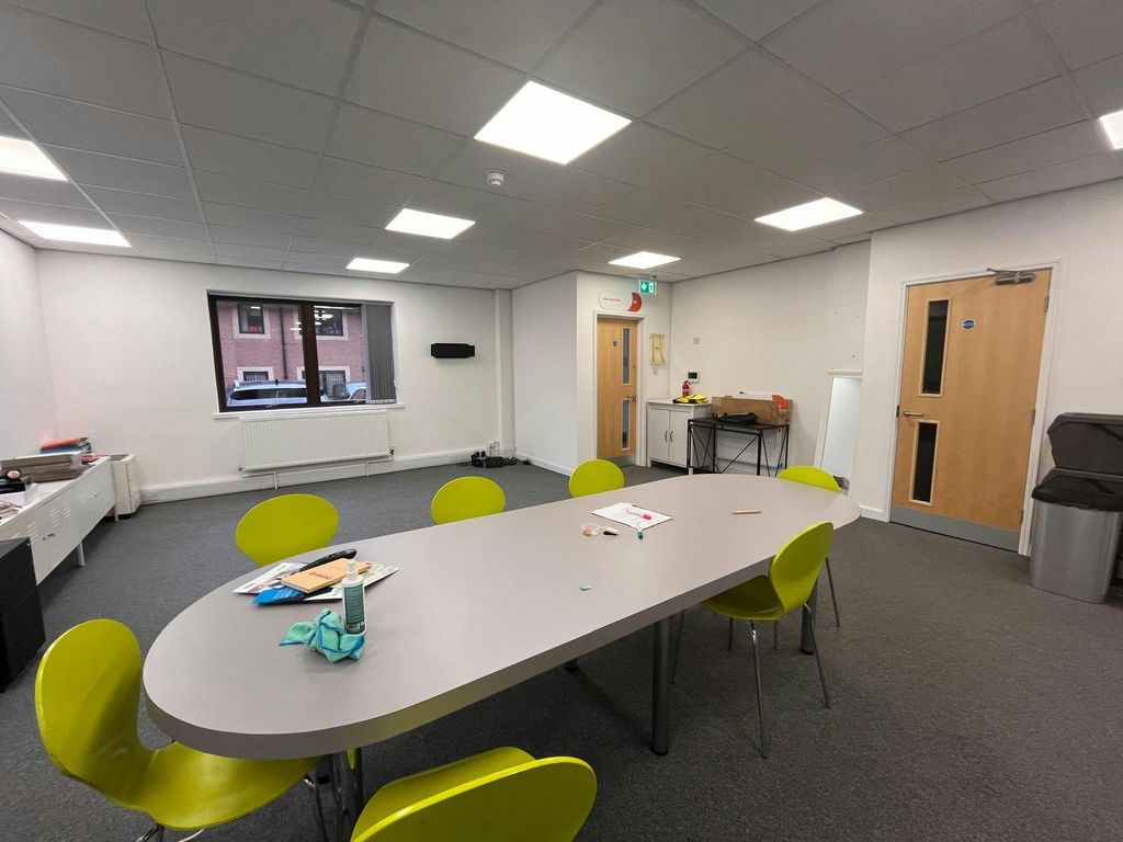 Property photo 3 of 11 Whatsapp Image 20251103 At 150413_426577Af.Jpg