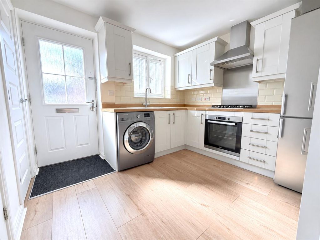 Property photo 2 of 14 Bright Decluttered Modern Kitchen Interior.Jpg