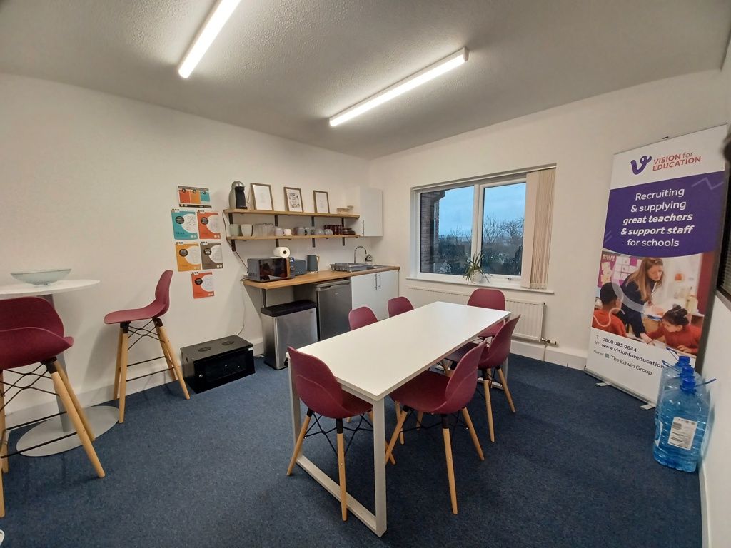 Property photo 3 of 13 Photo 13