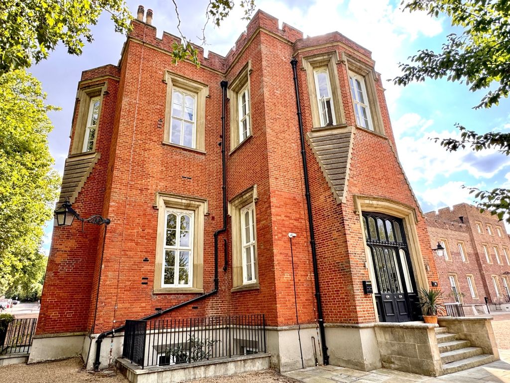 Property photo 1 of 35 5421631