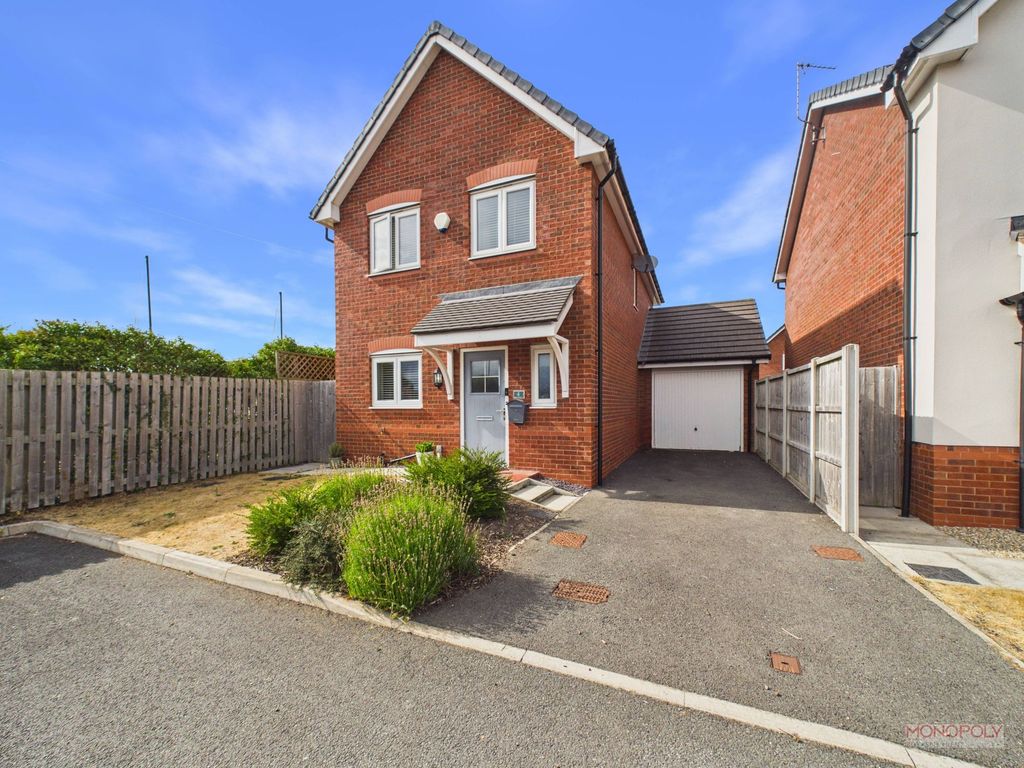 Property photo 1 of 23