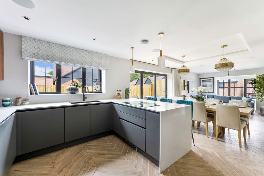 Property photo 3 of 19