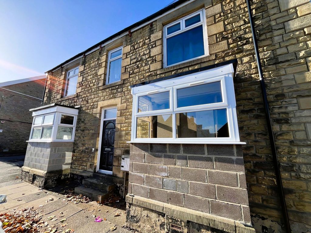 Property photo 1 of 11 Photograph 1