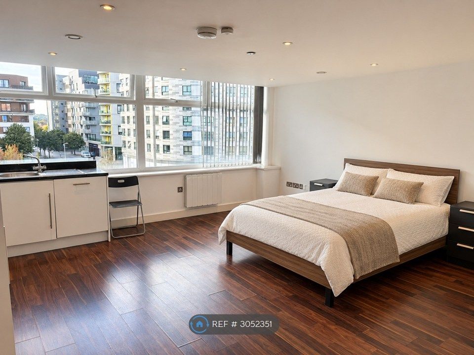 Property photo 1 of 4 Main Room