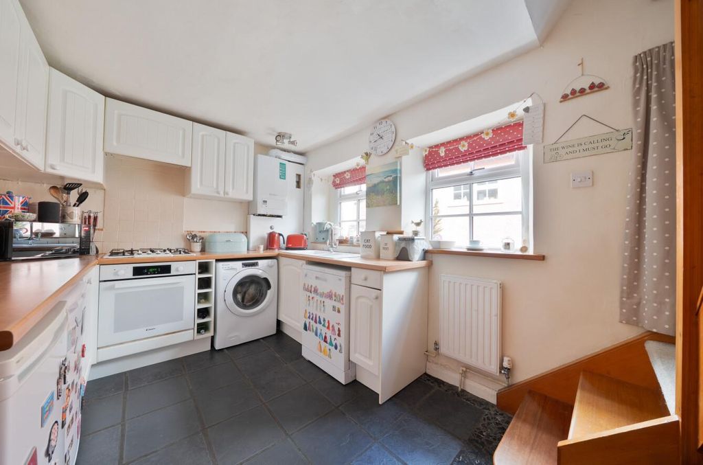 Property photo 2 of 13 Kitchen