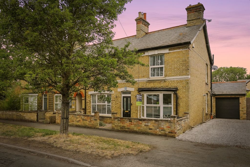 Property photo 1 of 18