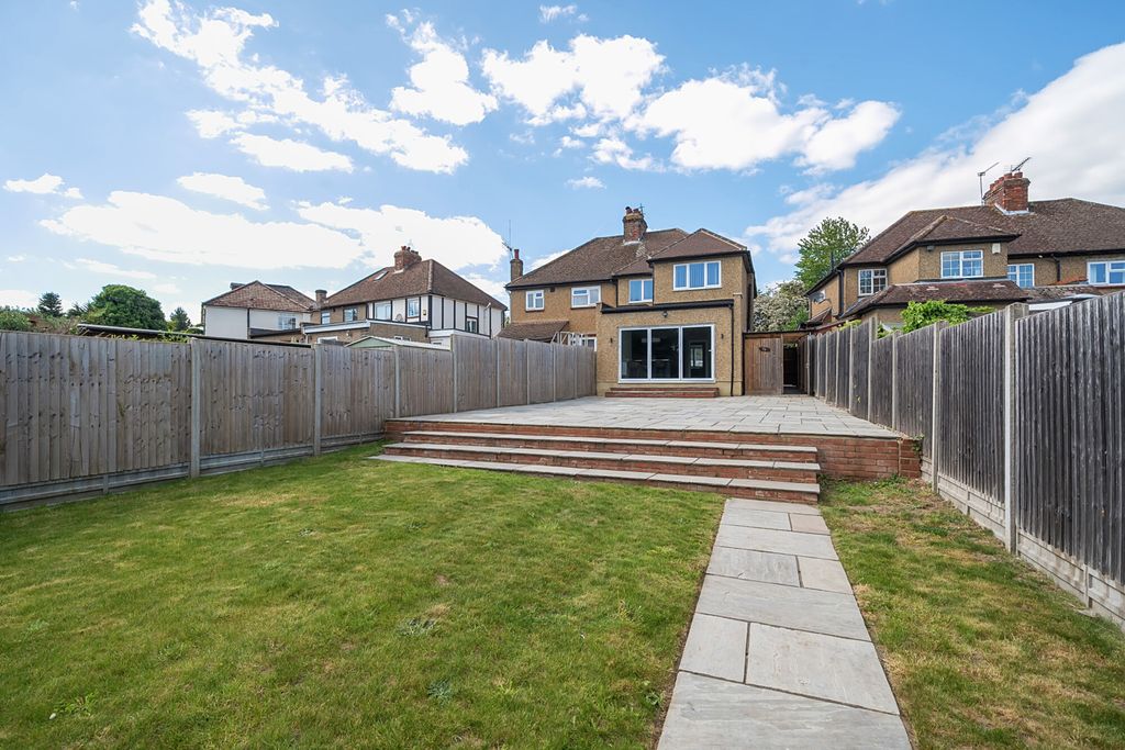 Property photo 2 of 22 4-681A1d18F0Be0-1...