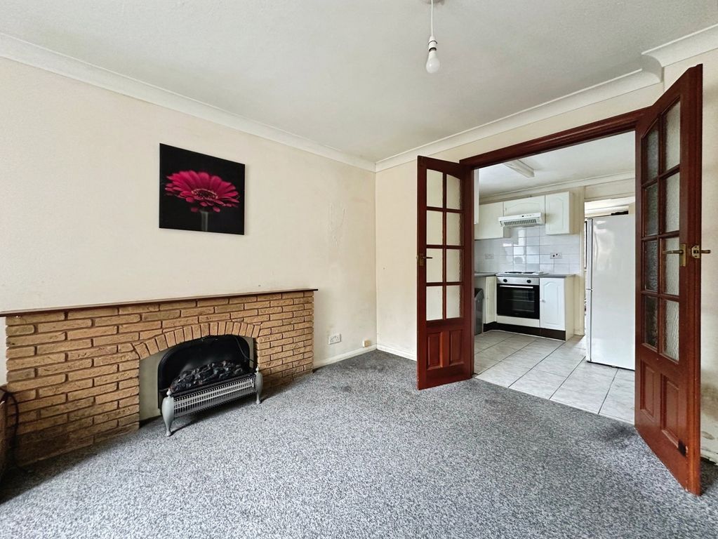 Property photo 3 of 18