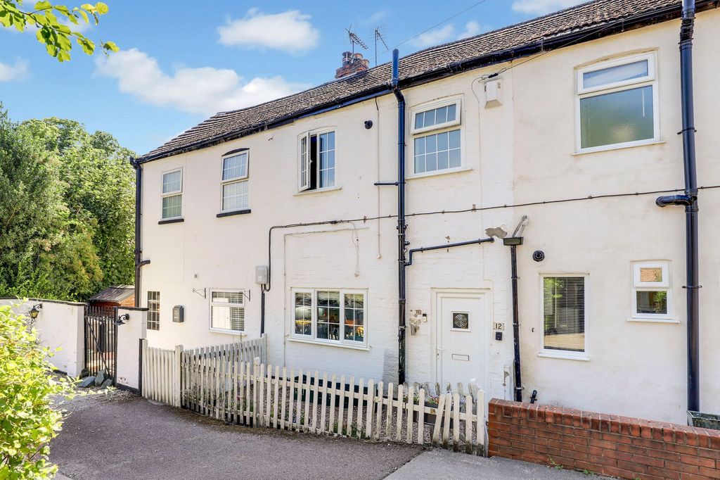 Property photo 1 of 18