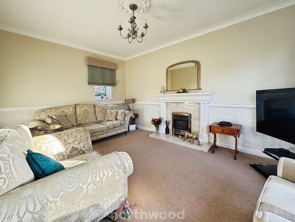 Property photo 3 of 26