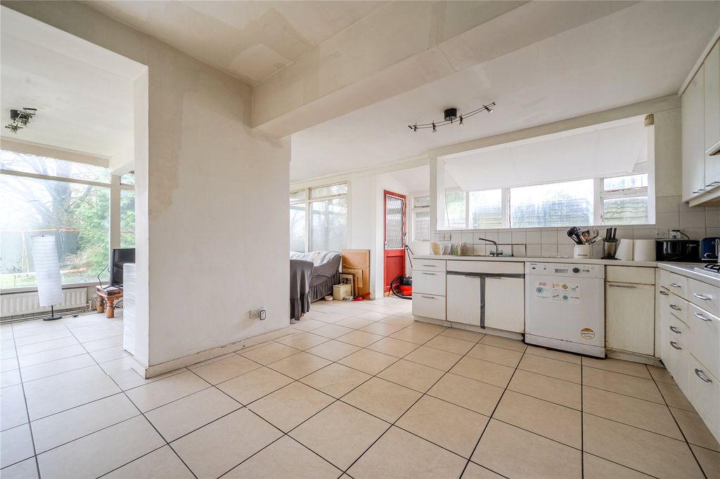 Property photo 3 of 19 Picture No. 11
