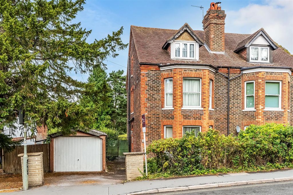 Property photo 1 of 27 25-Snatts-Hill-9.Jpg