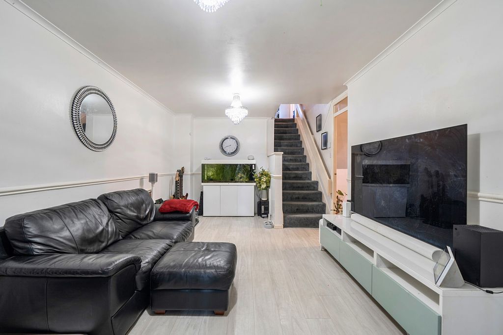 Property photo 1 of 20 1439864-10-69Df9c...