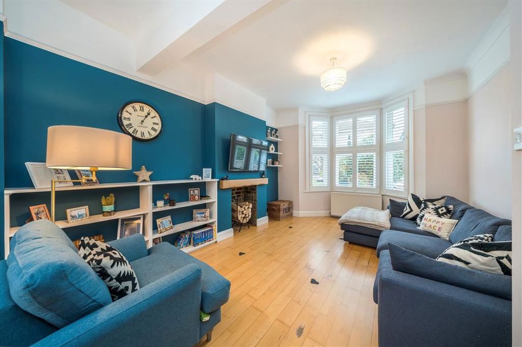 Property photo 3 of 13