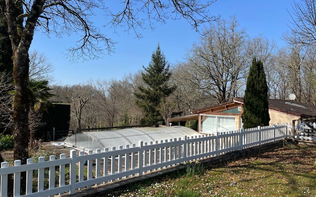 Property photo 3 of 30 Photo 3