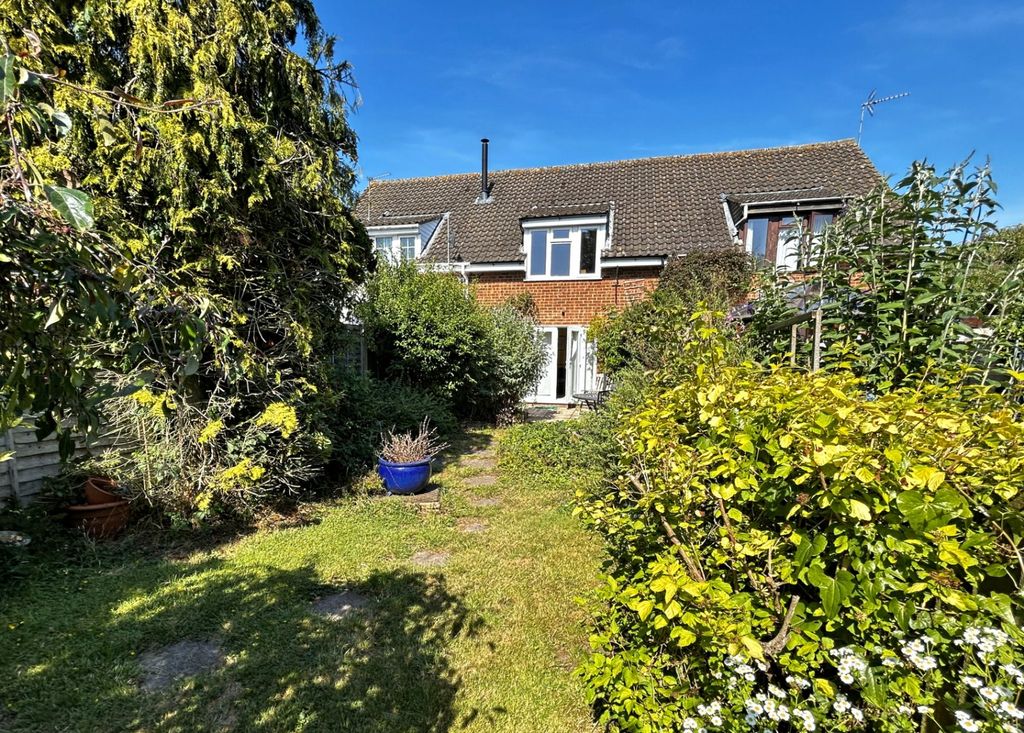 Property photo 2 of 18 Picture No. 32