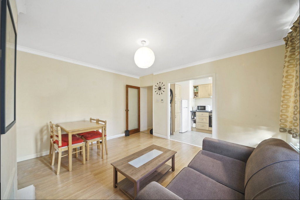 Property photo 3 of 7