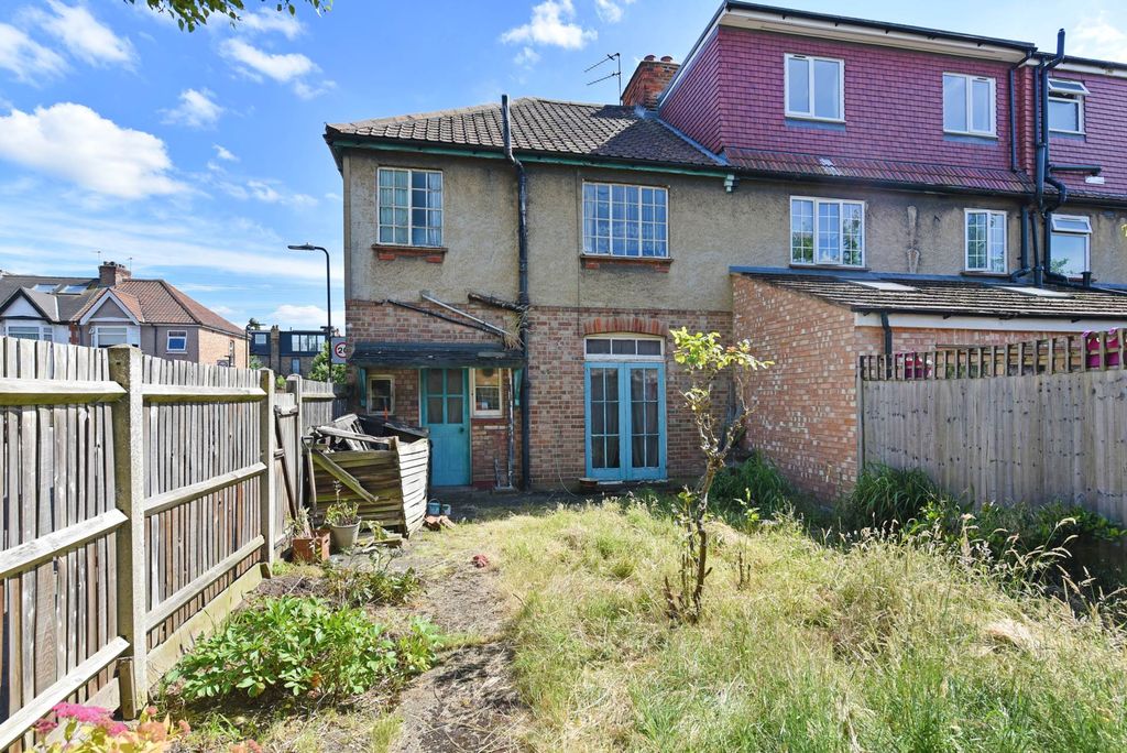 Property photo 3 of 3