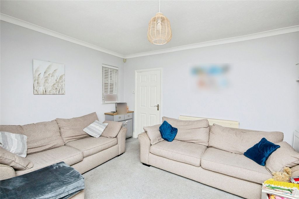Property photo 3 of 16 Picture No. 23