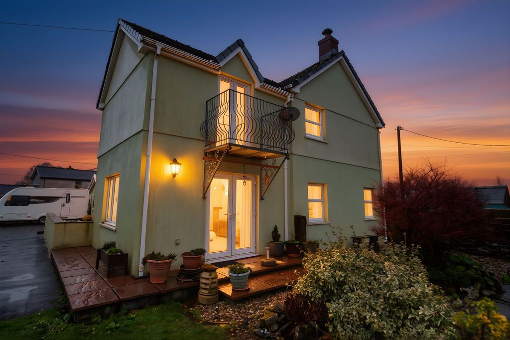 Property photo 1 of 37