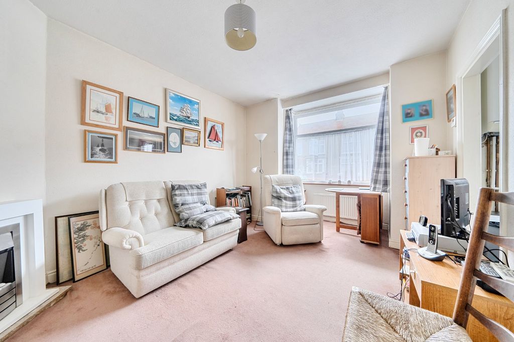 Property photo 3 of 9 Picture No. 09