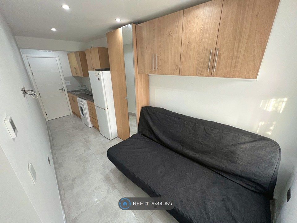 Property photo 1 of 4