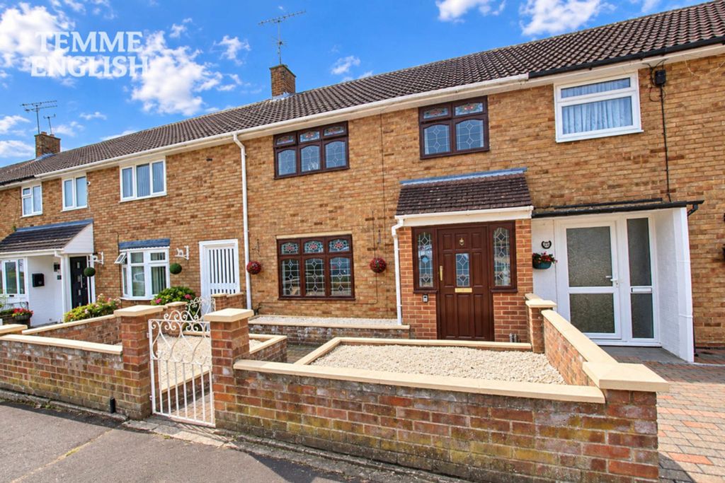 Property photo 1 of 18