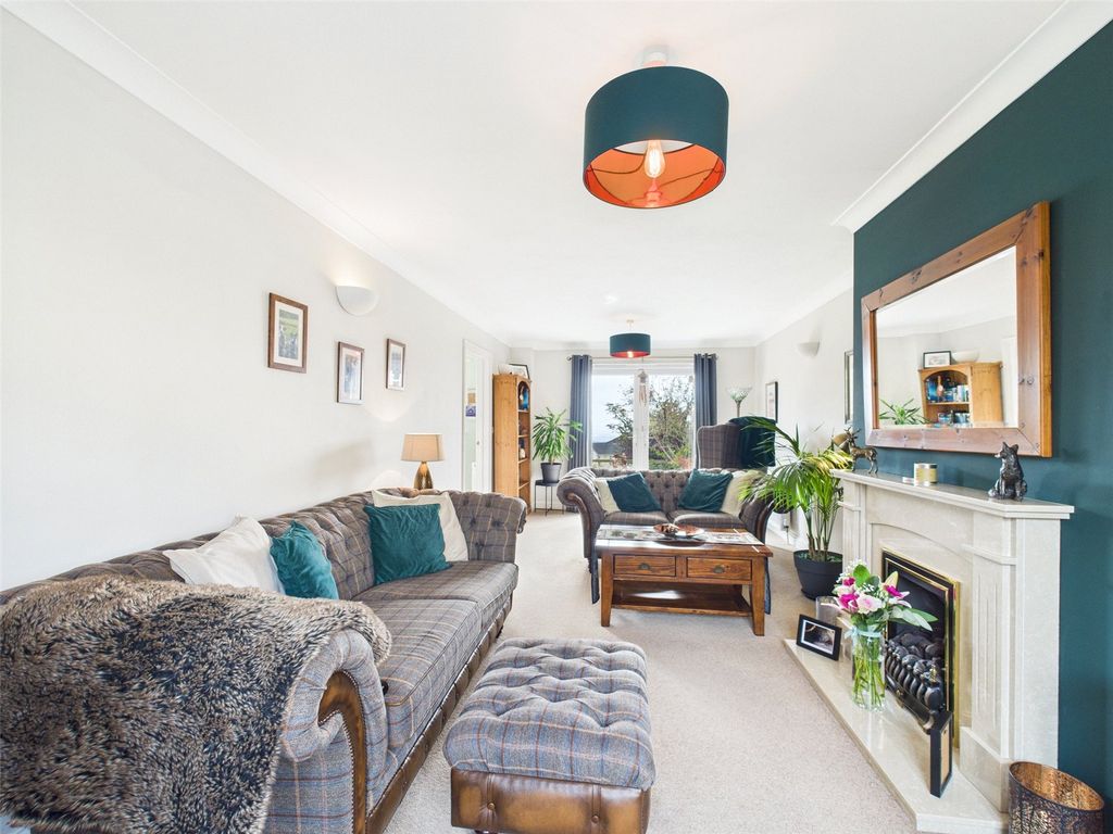 Property photo 2 of 16 Picture No. 03