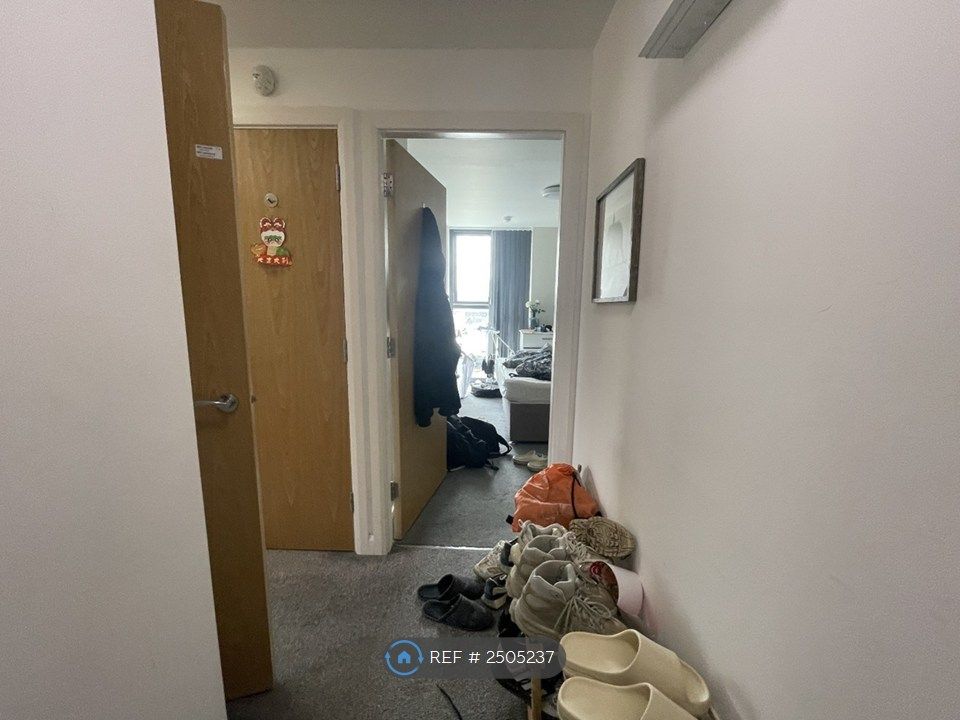 Property photo 2 of 8