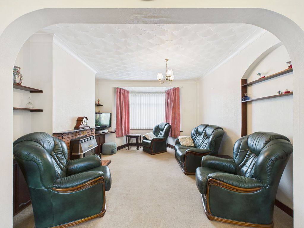 Property photo 2 of 14