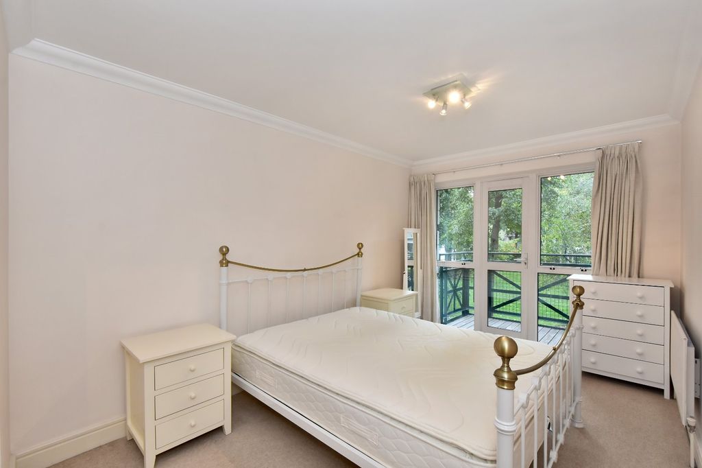 Property photo 3 of 8