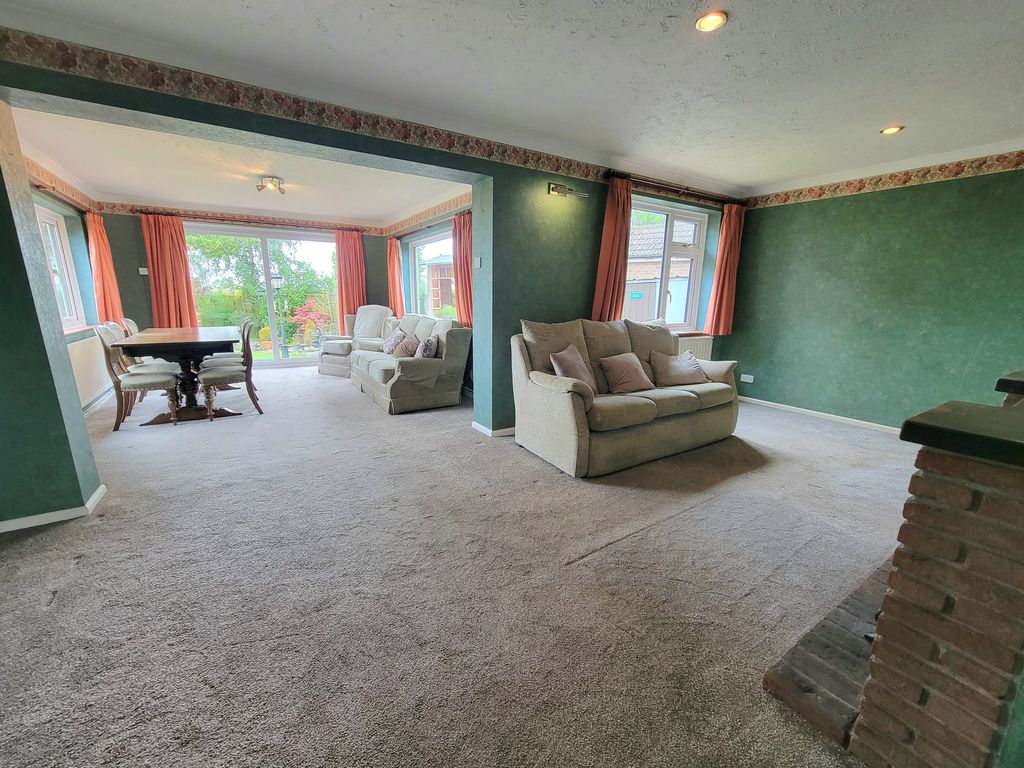 Property photo 2 of 15