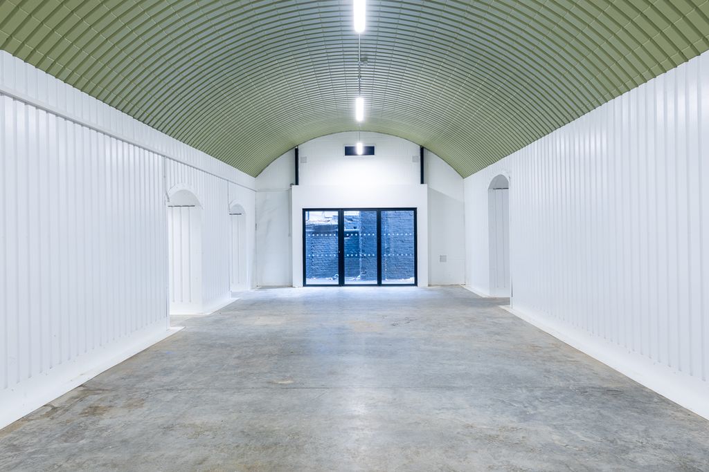 Property photo 1 of 7 Flexible Property Space
