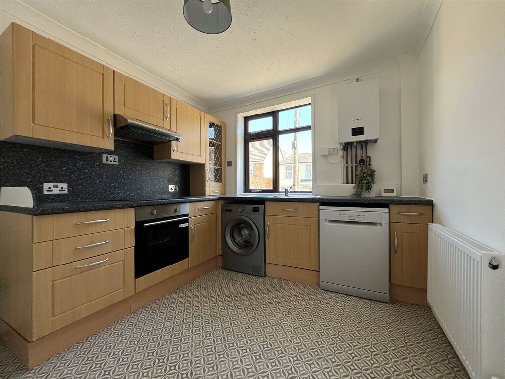 Property photo 2 of 14 Picture No. 07