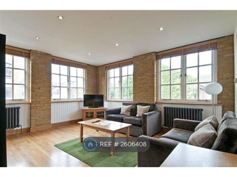 Property photo 1 of 6 Living Room