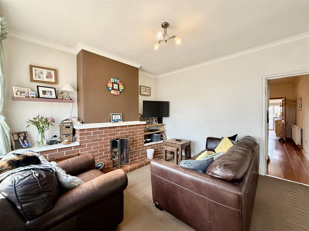 Property photo 2 of 18 2